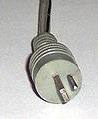 220px-Speaker_din_male_and_female.jpg